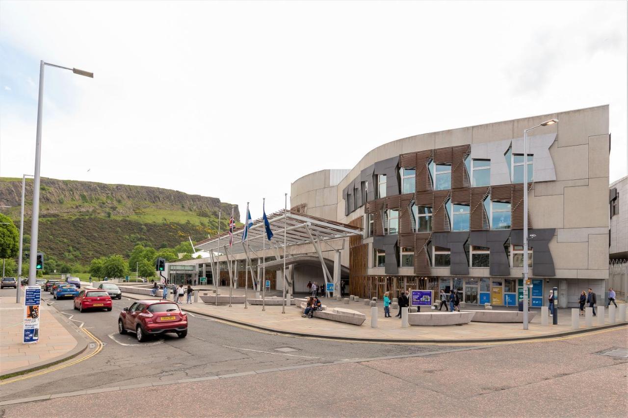 Stunning 1 Bed At Holyrood Palace & Arthurs Seat Эдинбург Экстерьер фото
